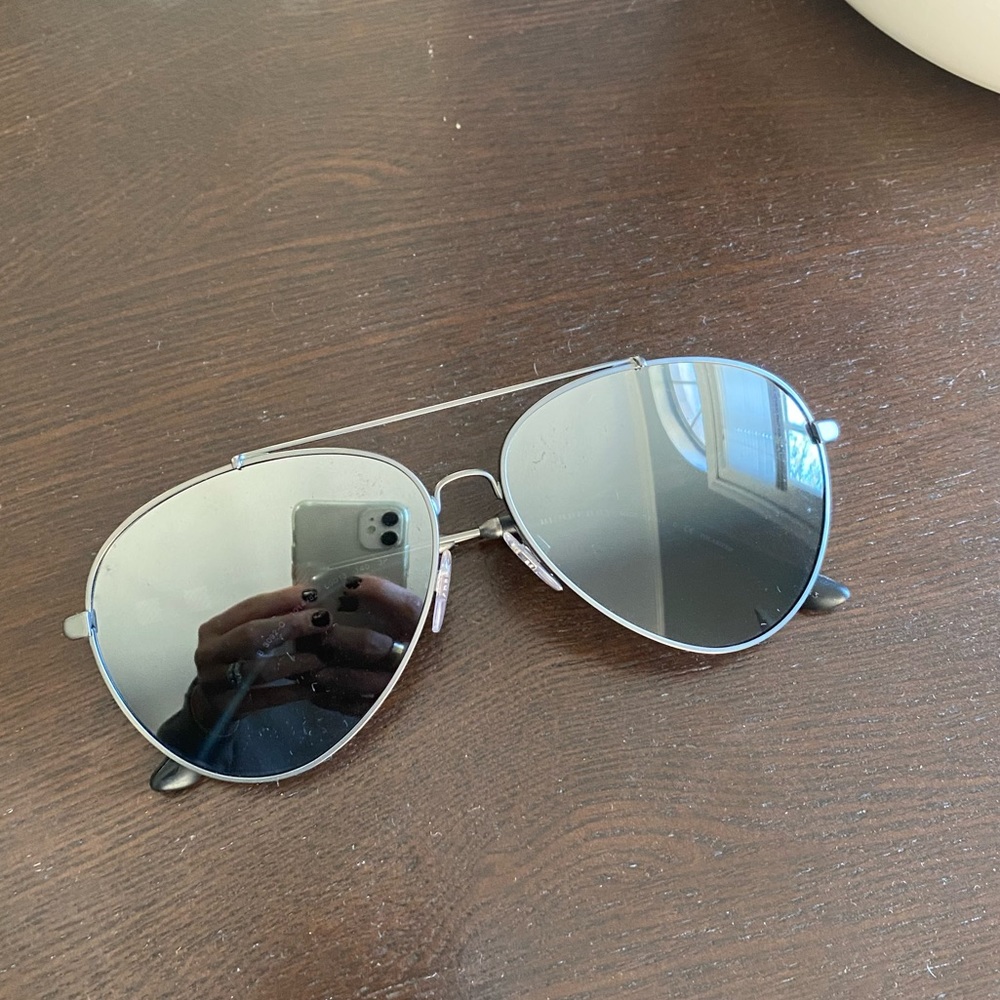 Burberry Silver Aviator Sunglasses with Black Case - Picture 2 of 8